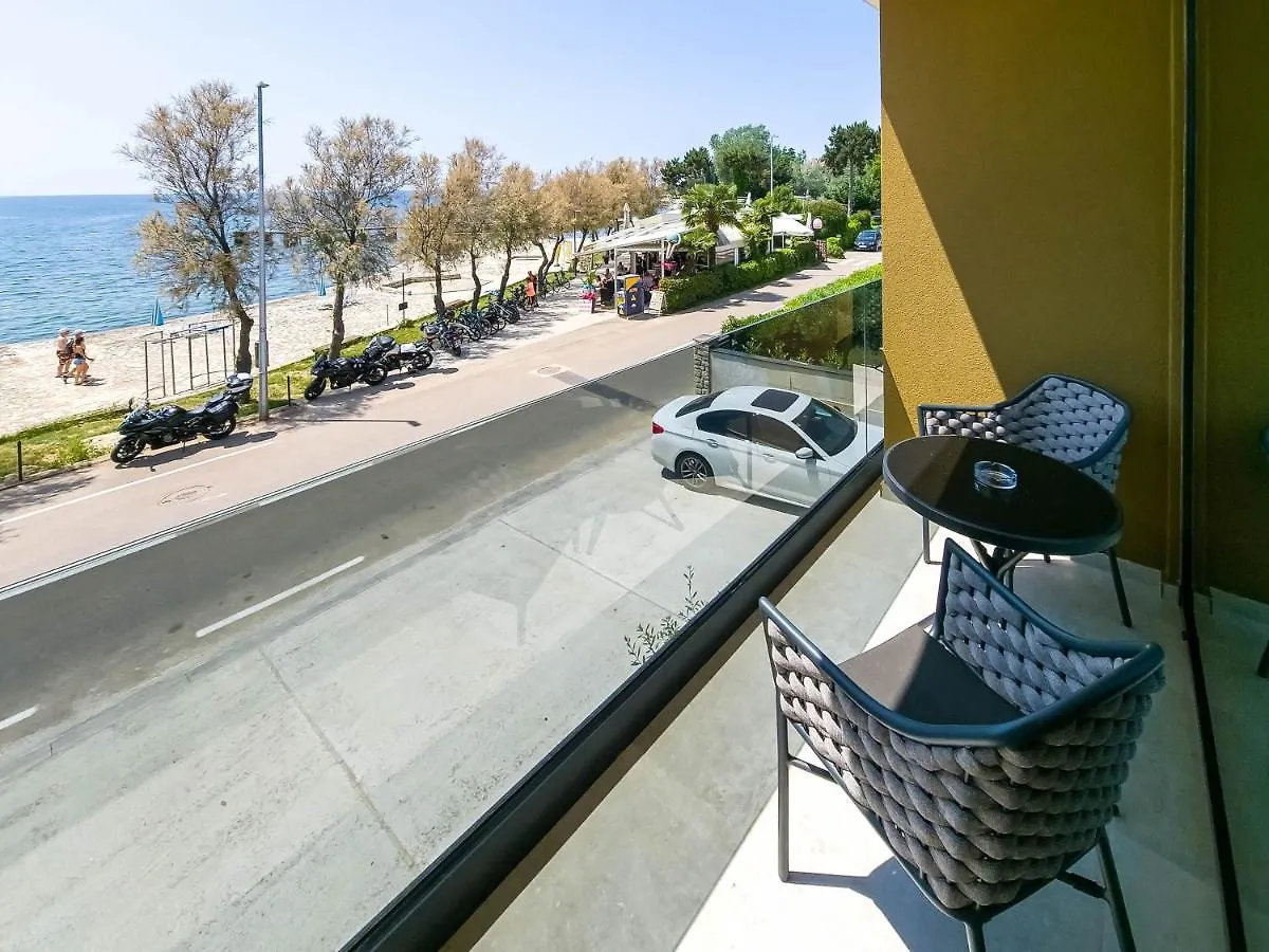 Maresole Beachfront Residence Porec