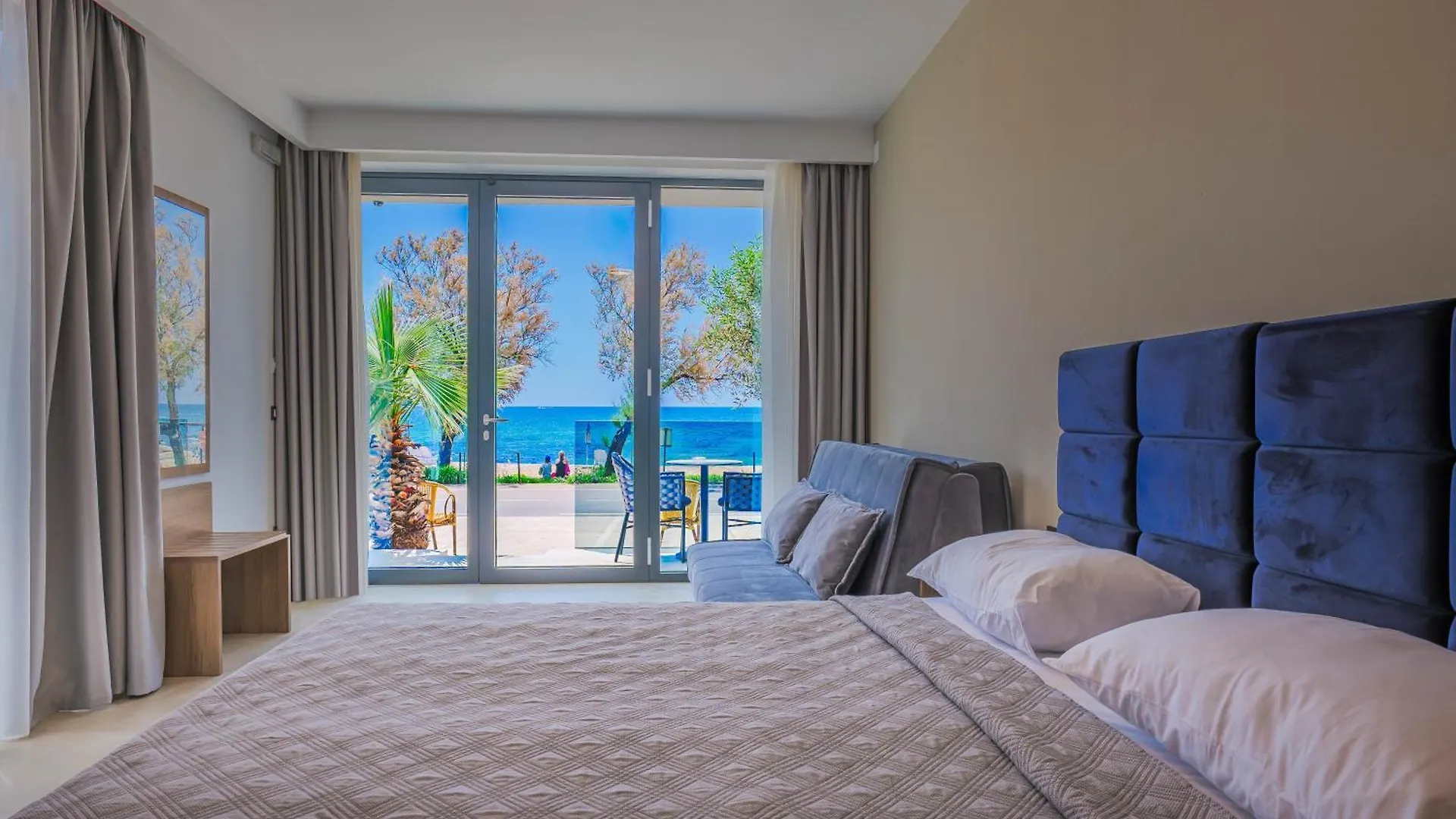 Maresole Beachfront Residence Porec