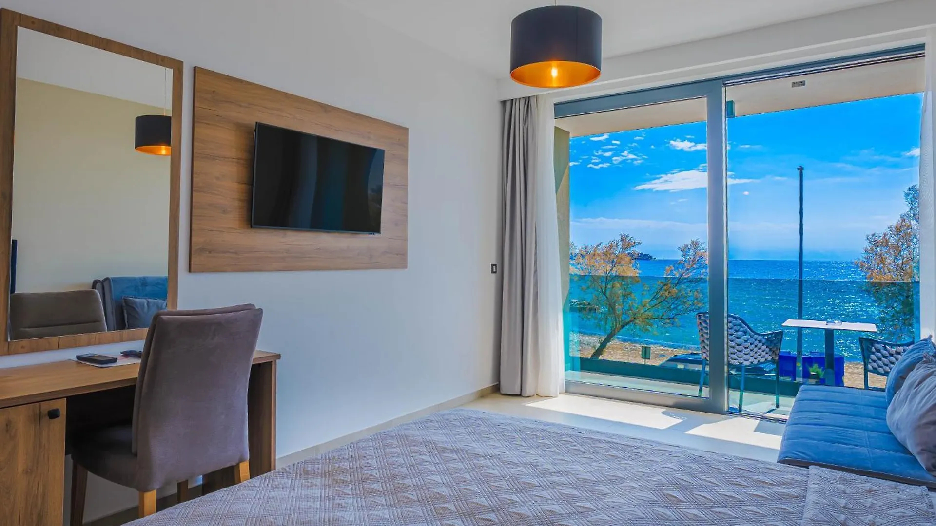 Maresole Beachfront Residence Poreč